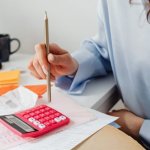 Prąd tańszy od zaraz: sprytne triki, które natychmiast obniżą Twoje rachunki